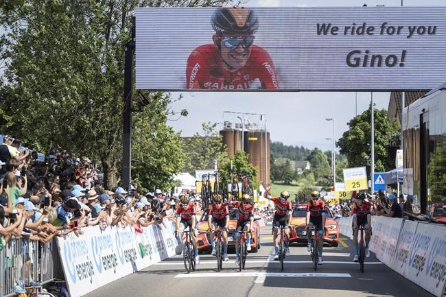 Swiss cyclist Gino Mäder dies after falling down a ravine in the Tour de Suisse | iNFOnews.ca