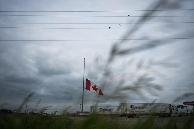 Some reaction to the highway crash that killed 15 in Manitoba | iNFOnews.ca