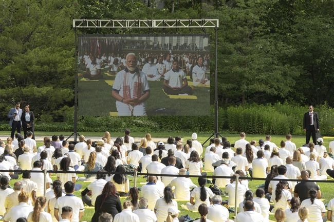 Modi flexes India’s cultural reach on Yoga Day with backbends and corpse poses on the UN lawn | iNFOnews.ca