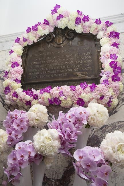 Wife of pilot in fatal sub implosion descended from couple who died on Titanic, report says | iNFOnews.ca