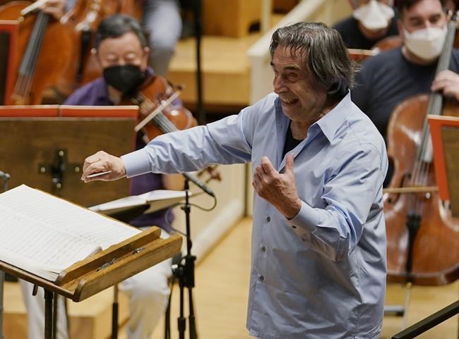Riccardo Muti becomes Chicago Symphony Orchestra's music director emeritus for life | iNFOnews.ca Riccardo Muti becomes Chicago Symphony Orchestra's music director emeritus for life | iNFOnews.ca