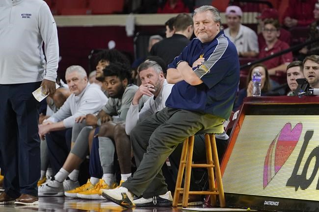 Assistant Josh Eilert picked as interim coach at West Virginia, replacing Hall of Famer Bob Huggins | iNFOnews.ca