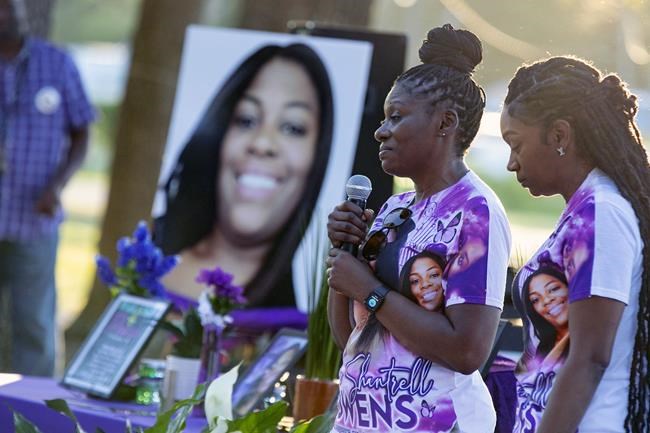White Florida woman charged with manslaughter in shooting of Black neighbor | iNFOnews.ca
