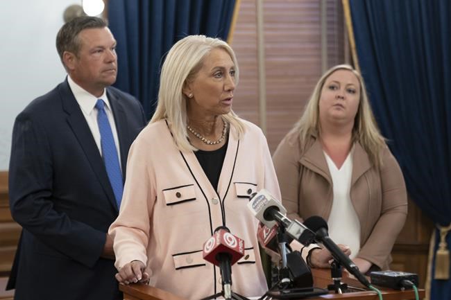 Kansas must undo gender changes for trans people in state records, attorney general says | iNFOnews.ca Kansas must undo gender changes for trans people in state records, attorney general says | iNFOnews.ca