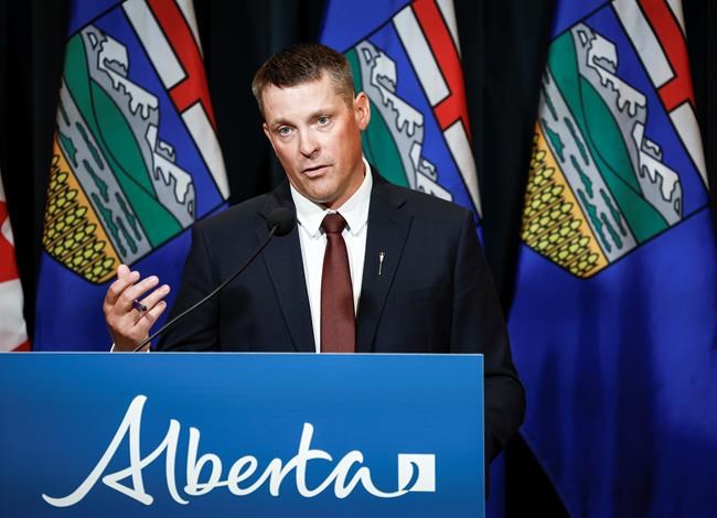 Alberta optimistic about this year's budget forecast despite drop in oil prices | iNFOnews.ca Alberta optimistic about this year's budget forecast despite drop in oil prices | iNFOnews.ca