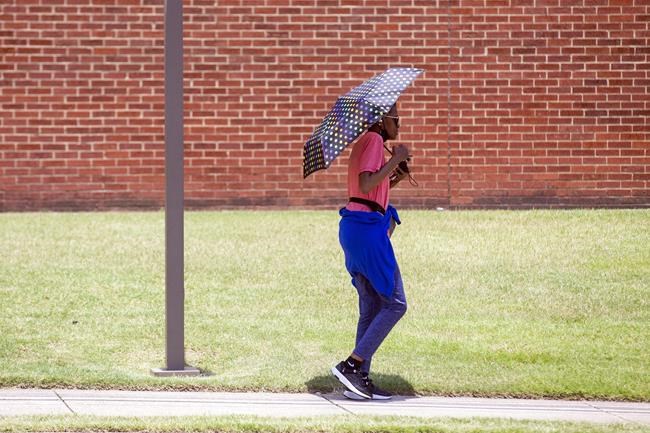 Dangerous heat and humidity is smothering much of the South and Midwest | iNFOnews.ca Dangerous heat and humidity is smothering much of the South and Midwest | iNFOnews.ca