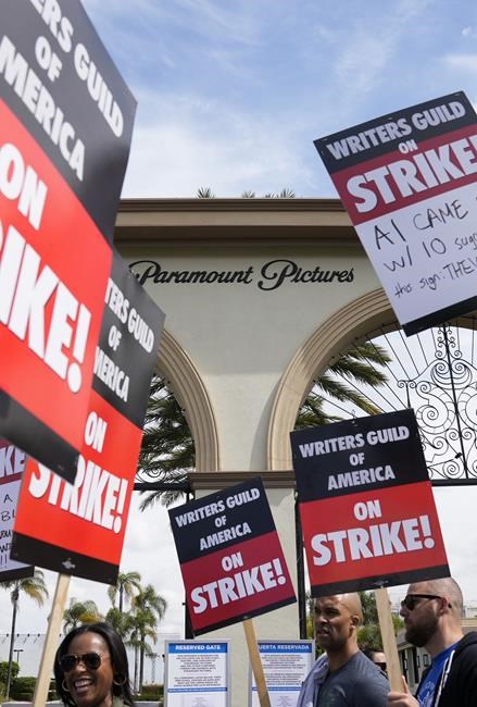 TV series put on pause by the Hollywood writers strike | iNFOnews.ca TV series put on pause by the Hollywood writers strike | iNFOnews.ca