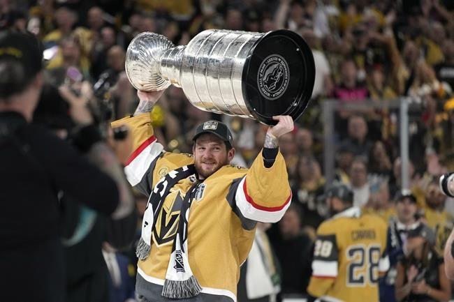 Short contracts and bonus money prove to be popular in NHL free agency this year | iNFOnews.ca Short contracts and bonus money prove to be popular in NHL free agency this year | iNFOnews.ca