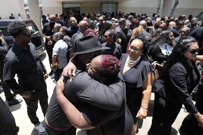Friends and family gather for the funeral of Houston rapper Big Pokey | iNFOnews.ca Friends and family gather for the funeral of Houston rapper Big Pokey | iNFOnews.ca