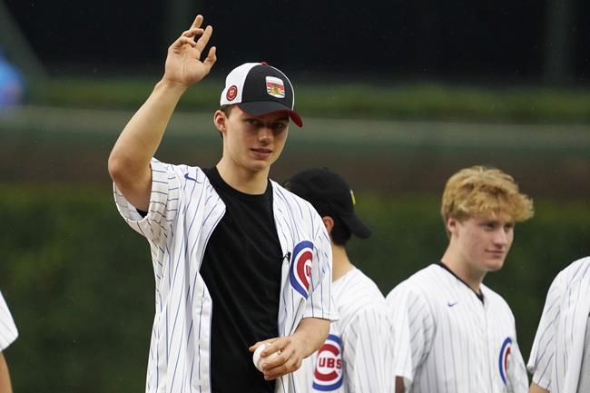 Chicago Blackhawks and No. 1 overall draft pick Connor Bedard agree to 3-year contract | iNFOnews.ca Chicago Blackhawks and No. 1 overall draft pick Connor Bedard agree to 3-year contract | iNFOnews.ca