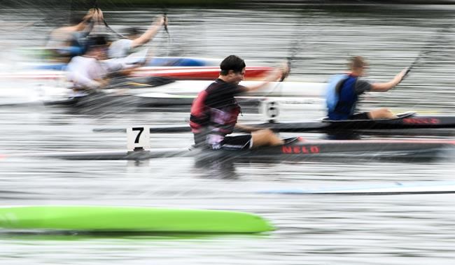 Canadian canoeists likely to get paddles on time thanks to 'all-hands-on-deck' effort | iNFOnews.ca