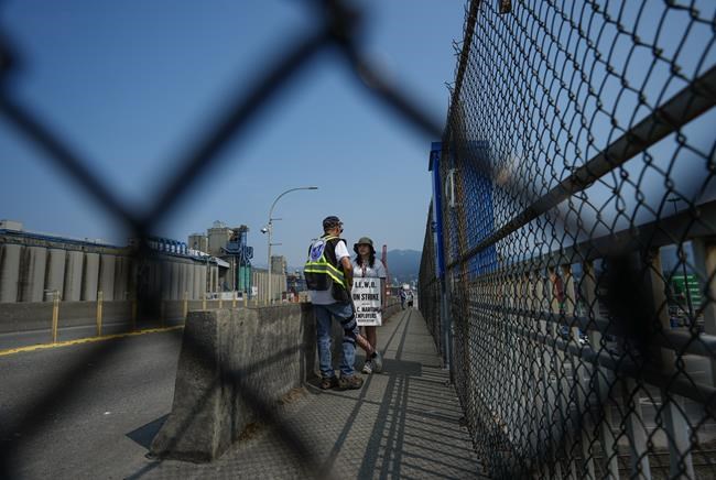 Strike could cost $250 million per week, experts say, with consumers taking a hit too | iNFOnews.ca Strike could cost $250 million per week, experts say, with consumers taking a hit too | iNFOnews.ca