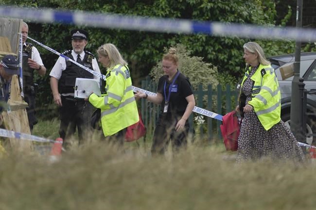 An SUV crash at a London school kills an 8-year-old girl. A woman is arrested for dangerous driving | iNFOnews.ca An SUV crash at a London school kills an 8-year-old girl. A woman is arrested for dangerous driving | iNFOnews.ca