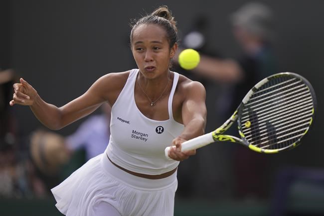 Fernandez, partner out of Wimbledon mixed doubles with 3rd-round loss to British pair | iNFOnews.ca Fernandez, partner out of Wimbledon mixed doubles with 3rd-round loss to British pair | iNFOnews.ca
