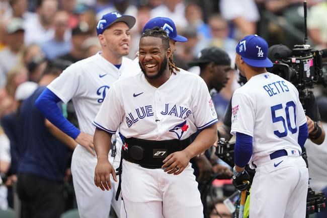 Vladimir Guerrero joins Vladimir Sr. as first father-son Home Run Derby winners | iNFOnews.ca Vladimir Guerrero joins Vladimir Sr. as first father-son Home Run Derby winners | iNFOnews.ca