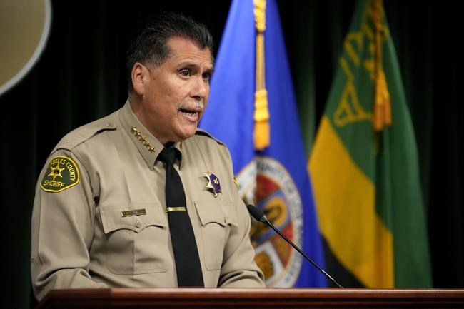 Deputy punching baby-holding mother's face was 'completely unacceptable,' LA County sheriff says | iNFOnews.ca Deputy punching baby-holding mother's face was 'completely unacceptable,' LA County sheriff says | iNFOnews.ca