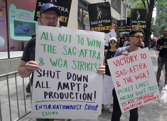 Movie and TV stars join picket lines in fight over the future of Hollywood | iNFOnews.ca Movie and TV stars join picket lines in fight over the future of Hollywood | iNFOnews.ca