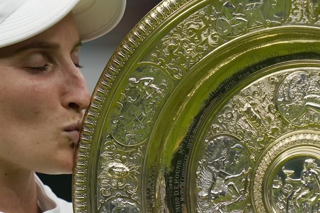 Marketa Vondrousova is Wimbledon's first unseeded female champion after beating Ons Jabeur | iNFOnews.ca Marketa Vondrousova is Wimbledon's first unseeded female champion after beating Ons Jabeur | iNFOnews.ca