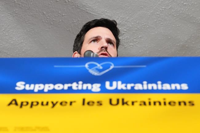 Ottawa unveils pathway to permanent residency for Ukrainians who have fled to Canada | iNFOnews.ca