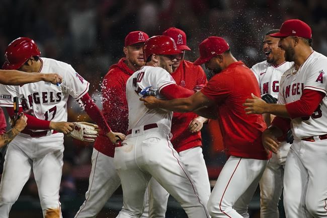Ohtani, Cabbage lead Angels to 13-12 win over Astros in 10 innings | iNFOnews.ca