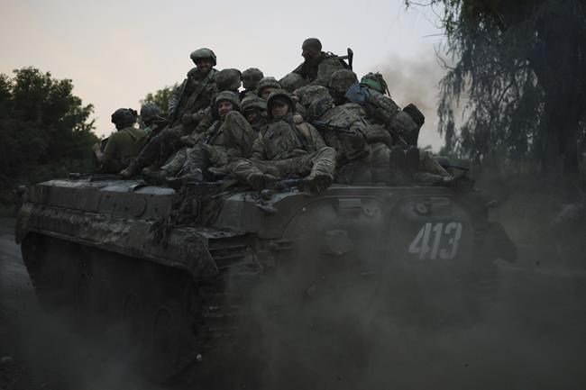 Ukraine bides its time in its counteroffensive, trying to stretch Russian forces before striking | iNFOnews.ca