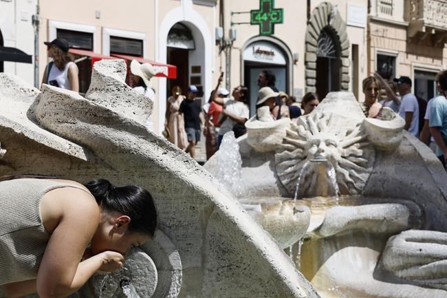 A heat wave in southern Europe generates health warnings for residents and tourists | iNFOnews.ca A heat wave in southern Europe generates health warnings for residents and tourists | iNFOnews.ca