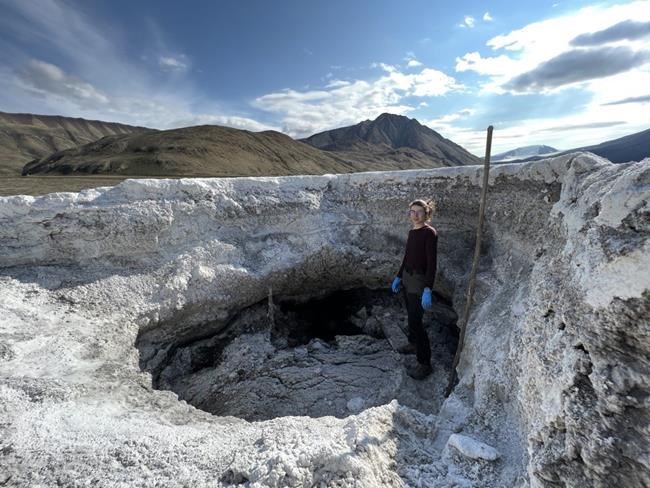 Scientists head to Nunavut island to help solve Mars methane mystery | iNFOnews.ca Scientists head to Nunavut island to help solve Mars methane mystery | iNFOnews.ca