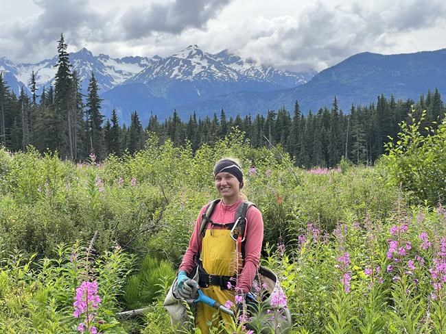 She planted more than 4,500 trees in a day and found an audience of millions | iNFOnews.ca She planted more than 4,500 trees in a day and found an audience of millions | iNFOnews.ca