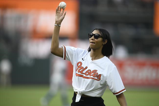 Jason Heyward hits a 3-run homer as the Dodgers rout the Orioles 10-3 for 8th win in 9 games | iNFOnews.ca