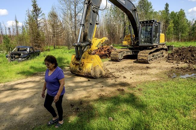 Canadian wildfires hit Indigenous communities hard, threatening their land and culture | iNFOnews.ca Canadian wildfires hit Indigenous communities hard, threatening their land and culture | iNFOnews.ca
