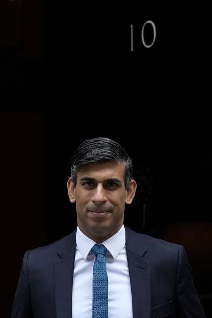 UK Prime Minister Sunak apologizes for ban on LGBTQ+ people in the military | iNFOnews.ca
