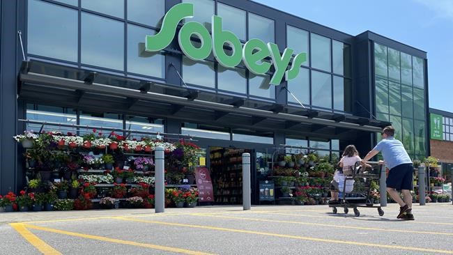 Consumer spending to soften in second half of 2023 as higher rates bite: experts | iNFOnews.ca Consumer spending to soften in second half of 2023 as higher rates bite: experts | iNFOnews.ca