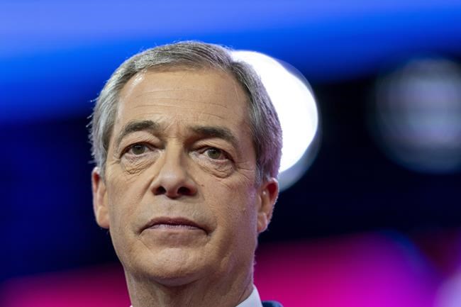UK banking boss apologizes to populist politician Farage over the closure of his account | iNFOnews.ca