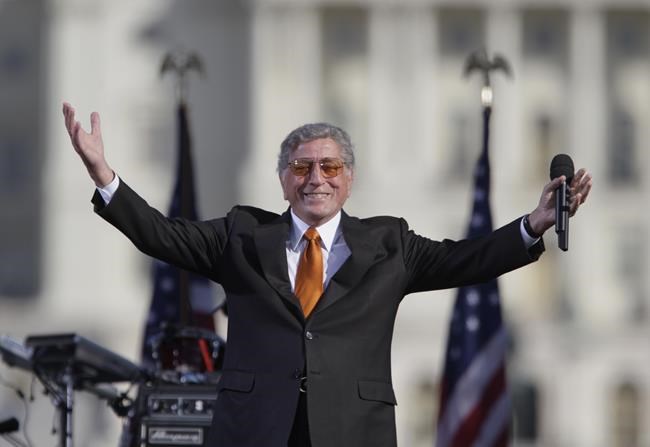 Elton John, Berry Gordy, Scorsese and more friends and admirers of Tony Bennett react to his death | iNFOnews.ca