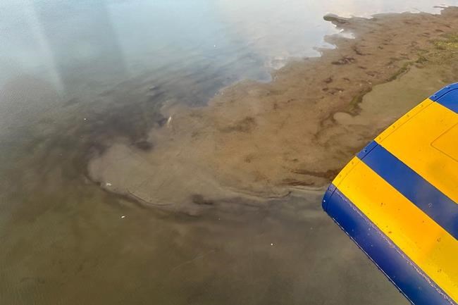 Helicopter carrying state workers crashes into remote Alaska lake, no survivors found, officials say | iNFOnews.ca Helicopter carrying state workers crashes into remote Alaska lake, no survivors found, officials say | iNFOnews.ca