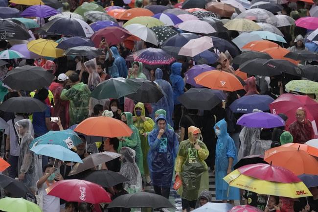 Protesters in the Thai capital calls on senators to approve vote winners' choice for prime minister | iNFOnews.ca Protesters in the Thai capital calls on senators to approve vote winners' choice for prime minister | iNFOnews.ca