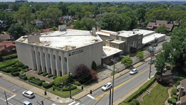 Defense wants Pittsburgh synagogue shooter's long-dead father exhumed to prove paternity | iNFOnews.ca