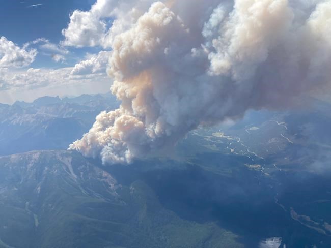 In the news today: New wildfires in B.C., Trudeau to shuffle cabinet | iNFOnews.ca In the news today: New wildfires in B.C., Trudeau to shuffle cabinet | iNFOnews.ca