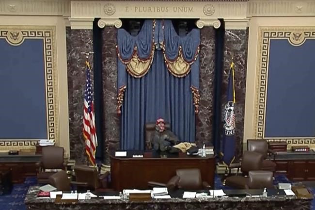 High school student who sat in Pence’s chair during Capitol riot is sentenced to 1 year in prison | iNFOnews.ca