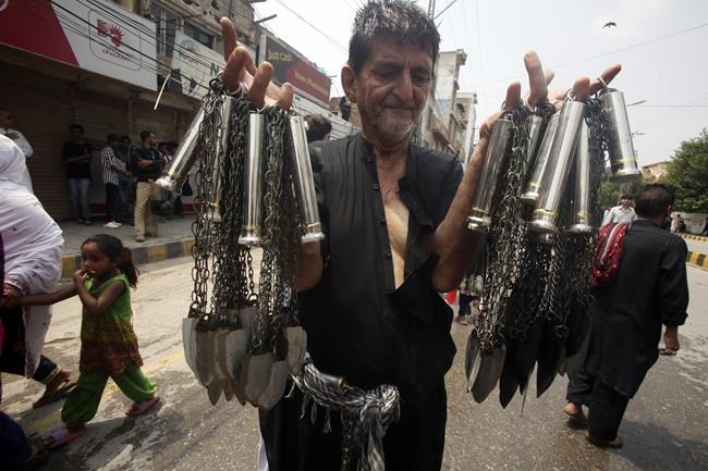 Millions of Shiite Muslims across the world commemorate the mourning day of Ashoura | iNFOnews.ca