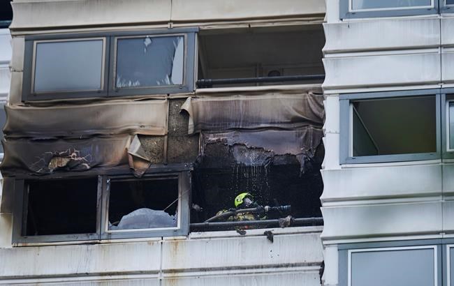 2 people die in Berlin after jumping from a building to escape a fire, authorities say | iNFOnews.ca 2 people die in Berlin after jumping from a building to escape a fire, authorities say | iNFOnews.ca