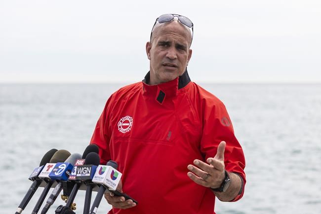 Woman dies, 6 people hospitalized after boat hits Chicago breakwall and capsizes in Lake Michigan | iNFOnews.ca Woman dies, 6 people hospitalized after boat hits Chicago breakwall and capsizes in Lake Michigan | iNFOnews.ca