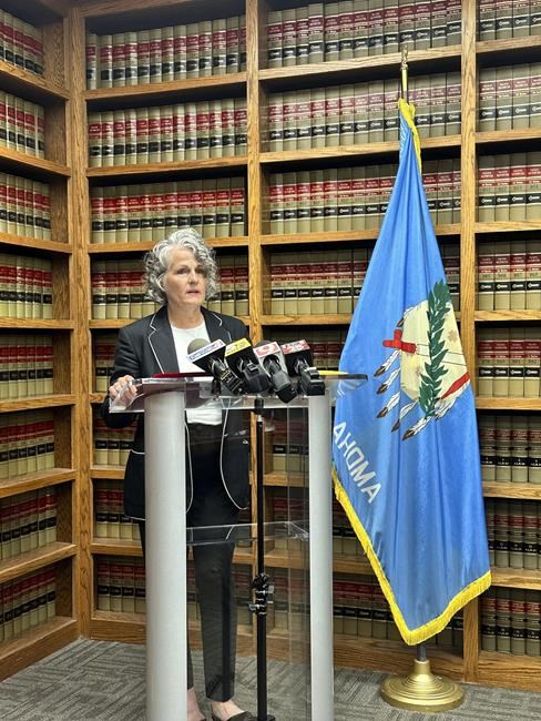 Charges dropped against 7 Oklahoma police officers in 3 separate fatal shootings | iNFOnews.ca