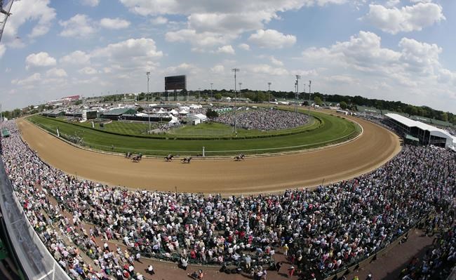 Churchill Downs to resume racing at fall meet with no changes after horse deaths | iNFOnews.ca