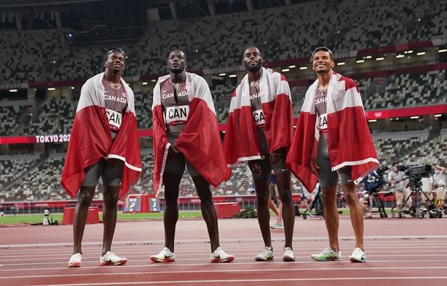 Canadian 4x100m men's relay team finally receives Olympic silver medals | iNFOnews.ca Canadian 4x100m men's relay team finally receives Olympic silver medals | iNFOnews.ca