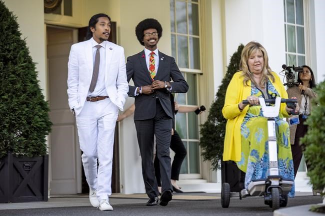 Both expelled members of ‘Tennessee Three’ win back their state House seats | iNFOnews.ca Both expelled members of ‘Tennessee Three’ win back their state House seats | iNFOnews.ca