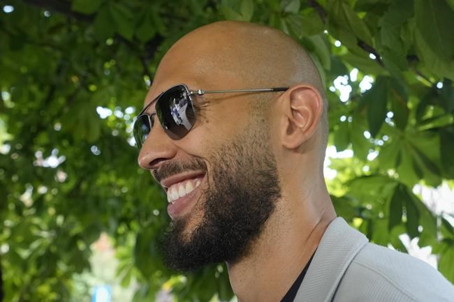 Influencer Andrew Tate released from house arrest while he awaits human trafficking and rape trial | iNFOnews.ca