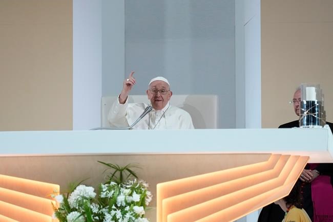 Pilgrims brave scorching heat for pope's vigil in Lisbon after Francis ditches Fatima peace prayer | iNFOnews.ca Pilgrims brave scorching heat for pope's vigil in Lisbon after Francis ditches Fatima peace prayer | iNFOnews.ca
