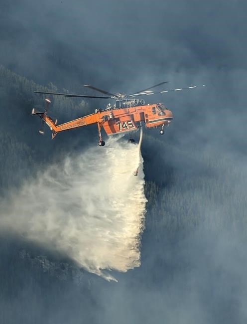 Fires on both sides of Adams Lake in B.C. prompt evacuation orders | iNFOnews.ca Fires on both sides of Adams Lake in B.C. prompt evacuation orders | iNFOnews.ca