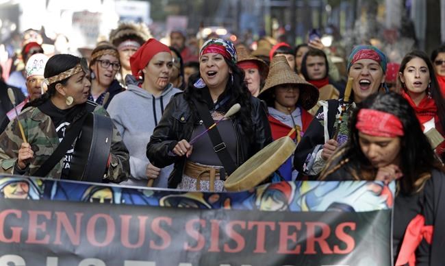 ‘Native American’ or ‘Indigenous’? Journalism group rethinks name | iNFOnews.ca